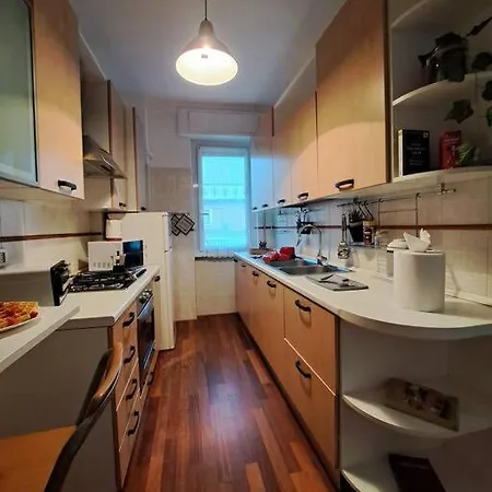 Апартаменты Amoroma St. Peter House *
